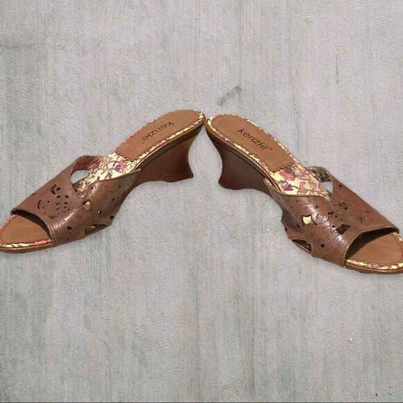 Kenzie Hazika Leather Slip on Sandals - Picture 3 of 8